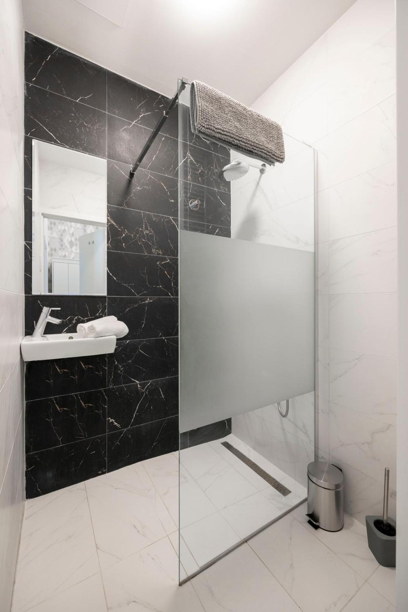 Deluxe Central Grand Residence W/ 5 Bedrms Budapest Exterior foto