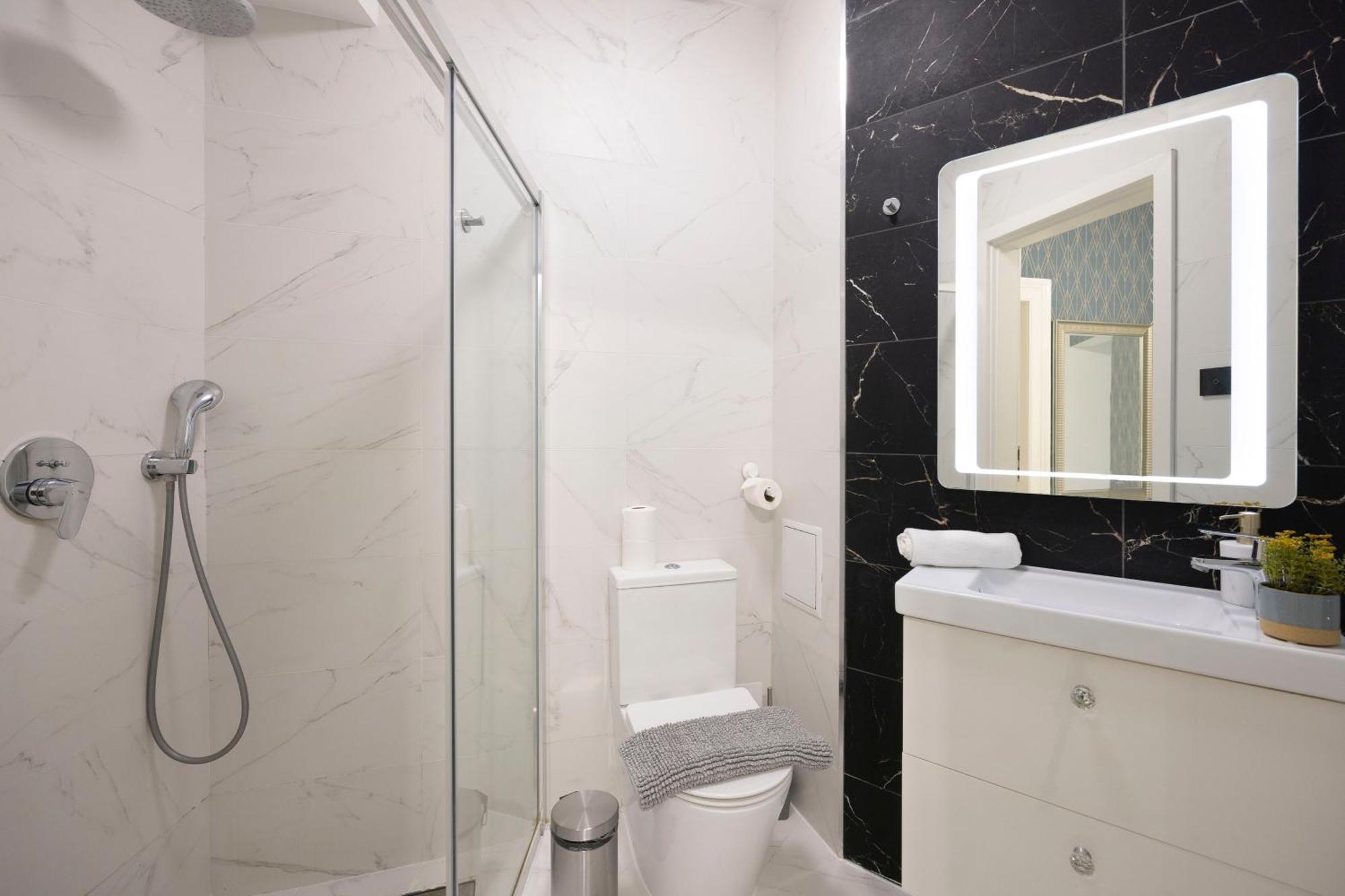 Deluxe Central Grand Residence W/ 5 Bedrms Budapest Exterior foto